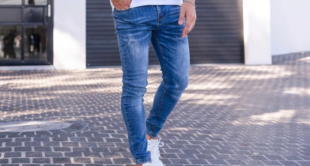DARK BLUE SKINNY FIT JEANS